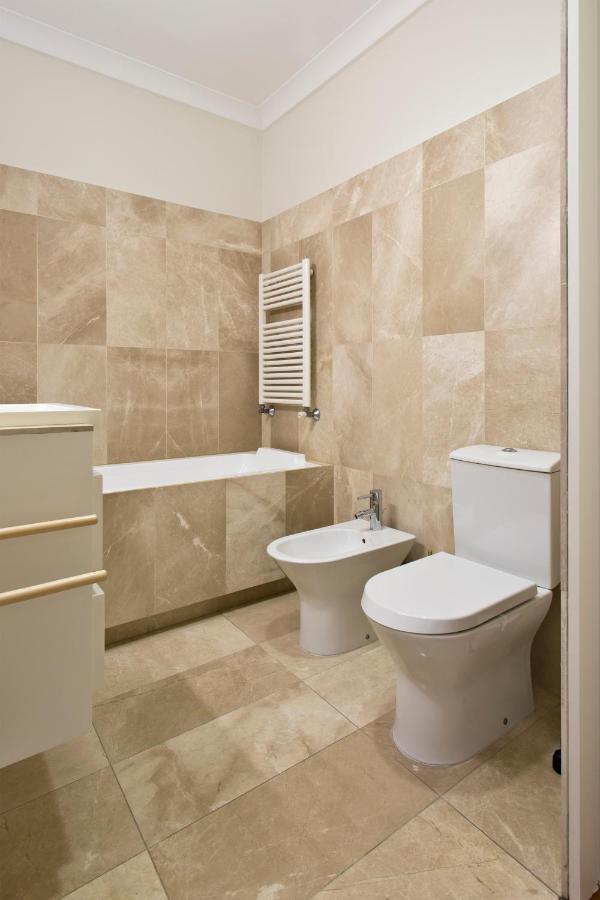 Boutique Rentals- Douro Ribeira Historical Center With Parking Porto Exterior photo