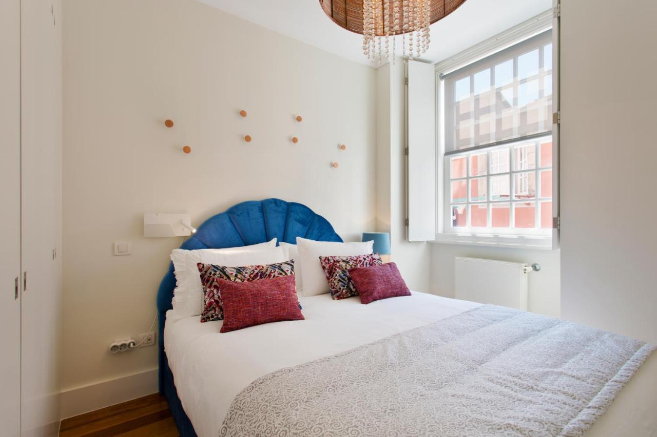 Boutique Rentals- Douro Ribeira Historical Center With Parking Porto Exterior photo